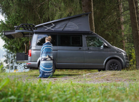 camping decke schlafsack outdoor vanlife